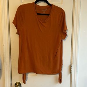 Universal Thread Tee Shirt